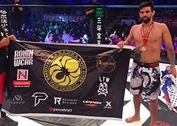 Yan Cabral gewinnt seinen MMA Kampf in WKG China 