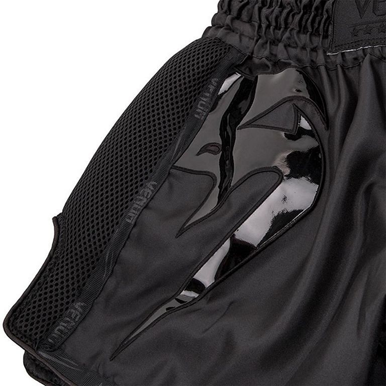 Pantalones Cortos de Muay Thai Venum Giant - Negro/Blanco/Oro – Venum España