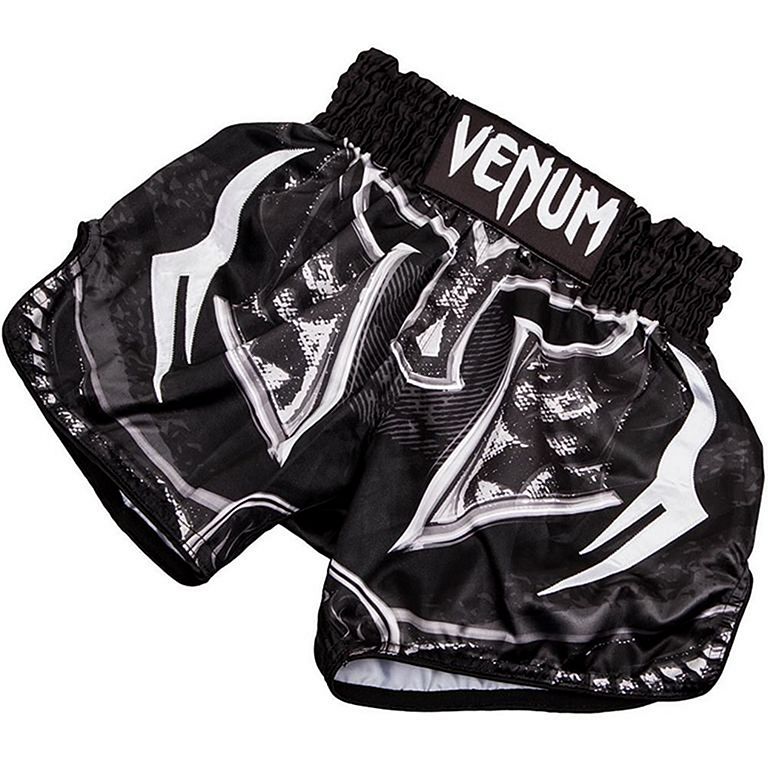 Short de boxe Thaï Venum classicS-S--S-Noir et Blanc--------------Noir et  Blanc