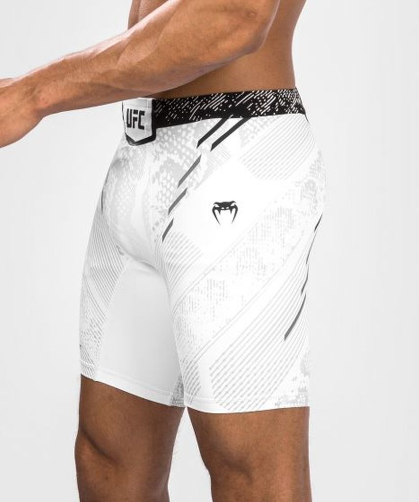 Shorts de Combat pour Femmes UFC Adrenaline by Venum Authentic Fight Night  - Noir